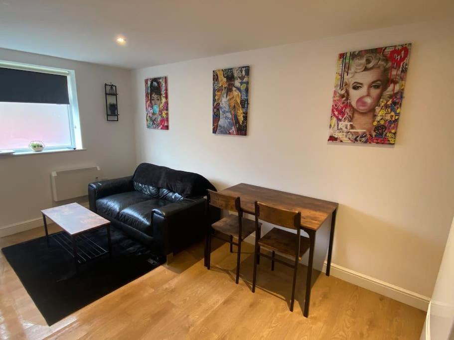 Rentals Leicester 54 - Free Street Parking Екстер'єр фото